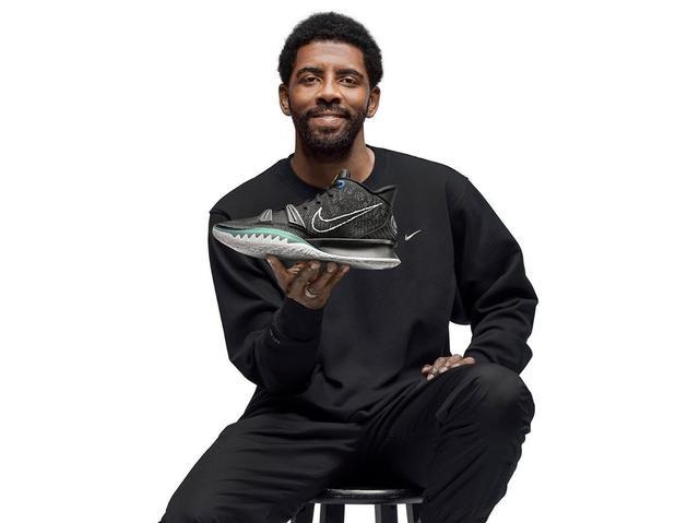 泰山磐石迎来青春风暴 鲁沪将士抵达力明备战围甲（青春风潮席卷泰山磐石，鲁沪将士会师力明备战围甲）