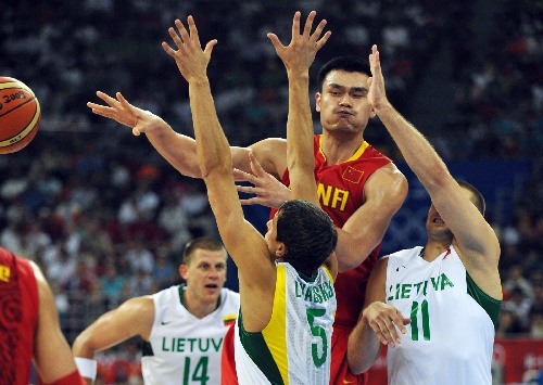 赛季0出场，米体：国米中卫帕拉西奥斯再次受伤，将缺阵几周（赛季至今未登场，米体：国米中卫帕拉西奥斯再伤，预计伤停数周）