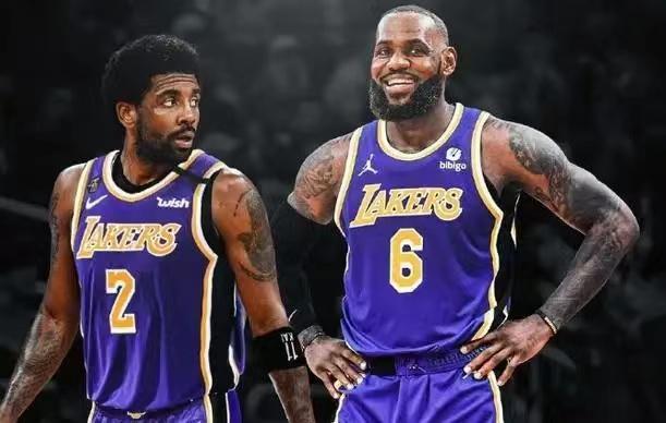 记者：如今国脚级球员税后拿100万甚至几十万年薪越来越普遍（记者：国脚级球员税后年薪百万乃至数十万日趋普遍）