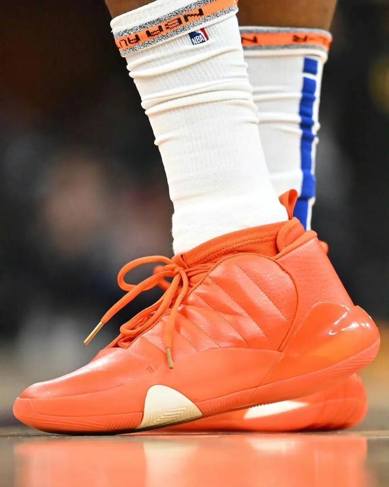 杜兰特关键投篮稳定输出（杜兰特关键时刻投篮稳定发挥）