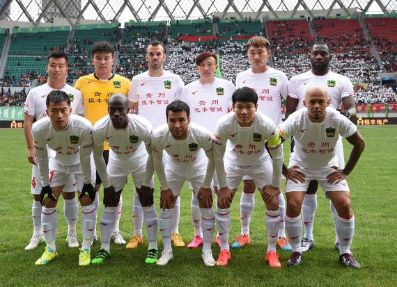 3-0！科内利亚诺世俱杯开门红，朱婷轰13分，肌肉线条太明显（3-0！科内利亚诺世俱杯首战告捷，朱婷砍下13分，肌肉线条抢眼）