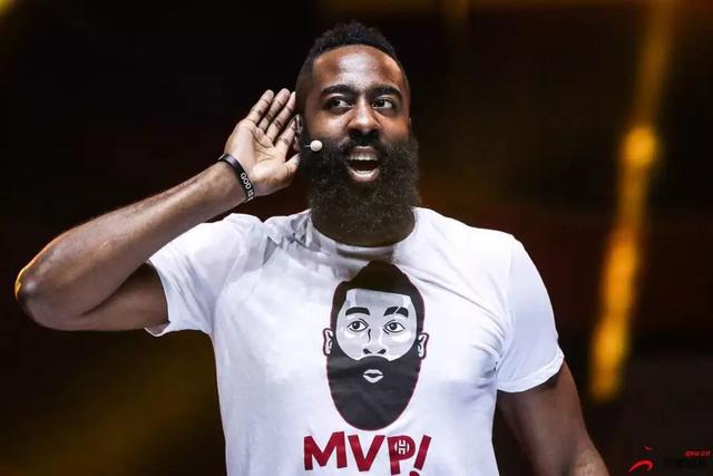 阿森纳梅超锋传射建功，凯莱赫全力扑救仍被进两球，枪手挡不住！（阿森纳势不可挡！梅超锋传射发威，凯莱赫拼尽仍丢两球）