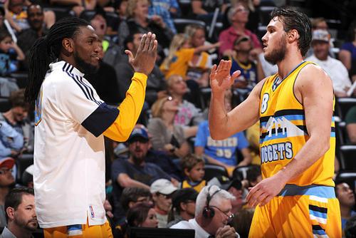 皇马齐达内战术得手轻取塞维利亚（齐达内用兵得当，皇马轻松击败塞维利亚）