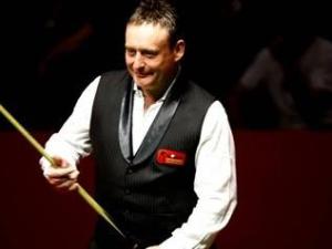 队报：一件1998年世界杯决赛的齐达内球衣以5.2万欧元被拍卖.