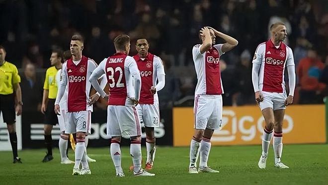 并通过更多 并通过更多